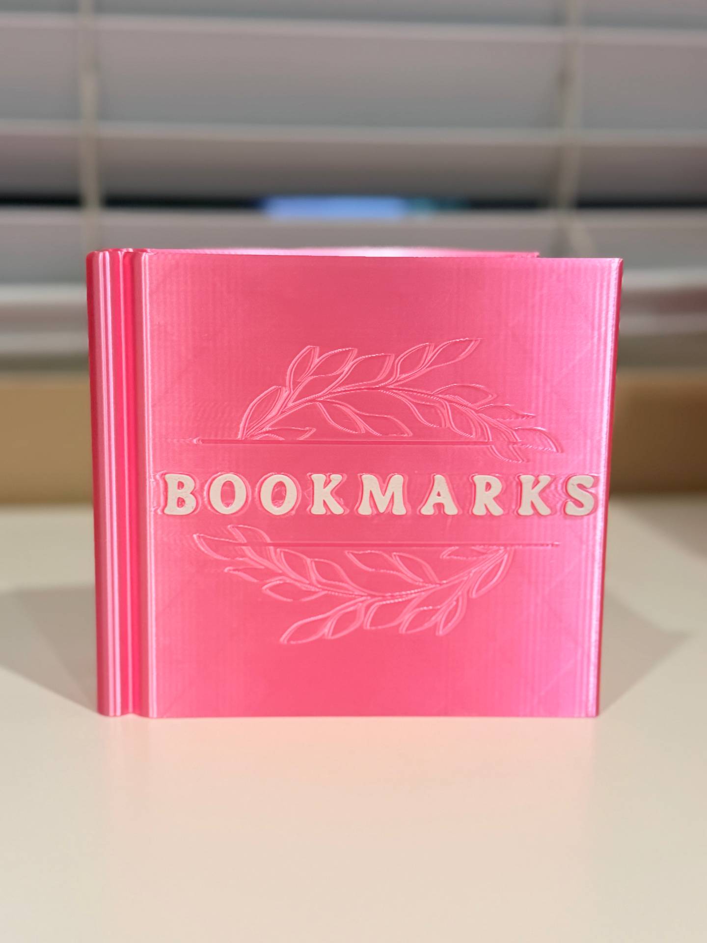 3D Printed Bookmark Holder | Book-Shaped Organizer