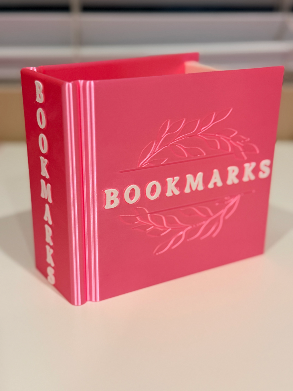 3D Printed Bookmark Holder | Book-Shaped Organizer